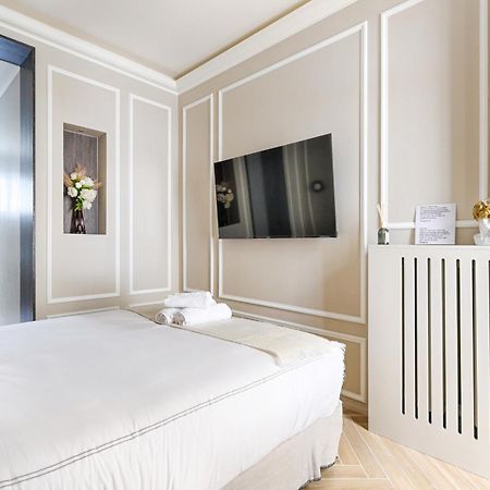 Luxury And Design Studio Invalides Parigi Esterno foto