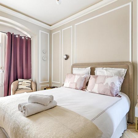 Luxury And Design Studio Invalides Parigi Esterno foto