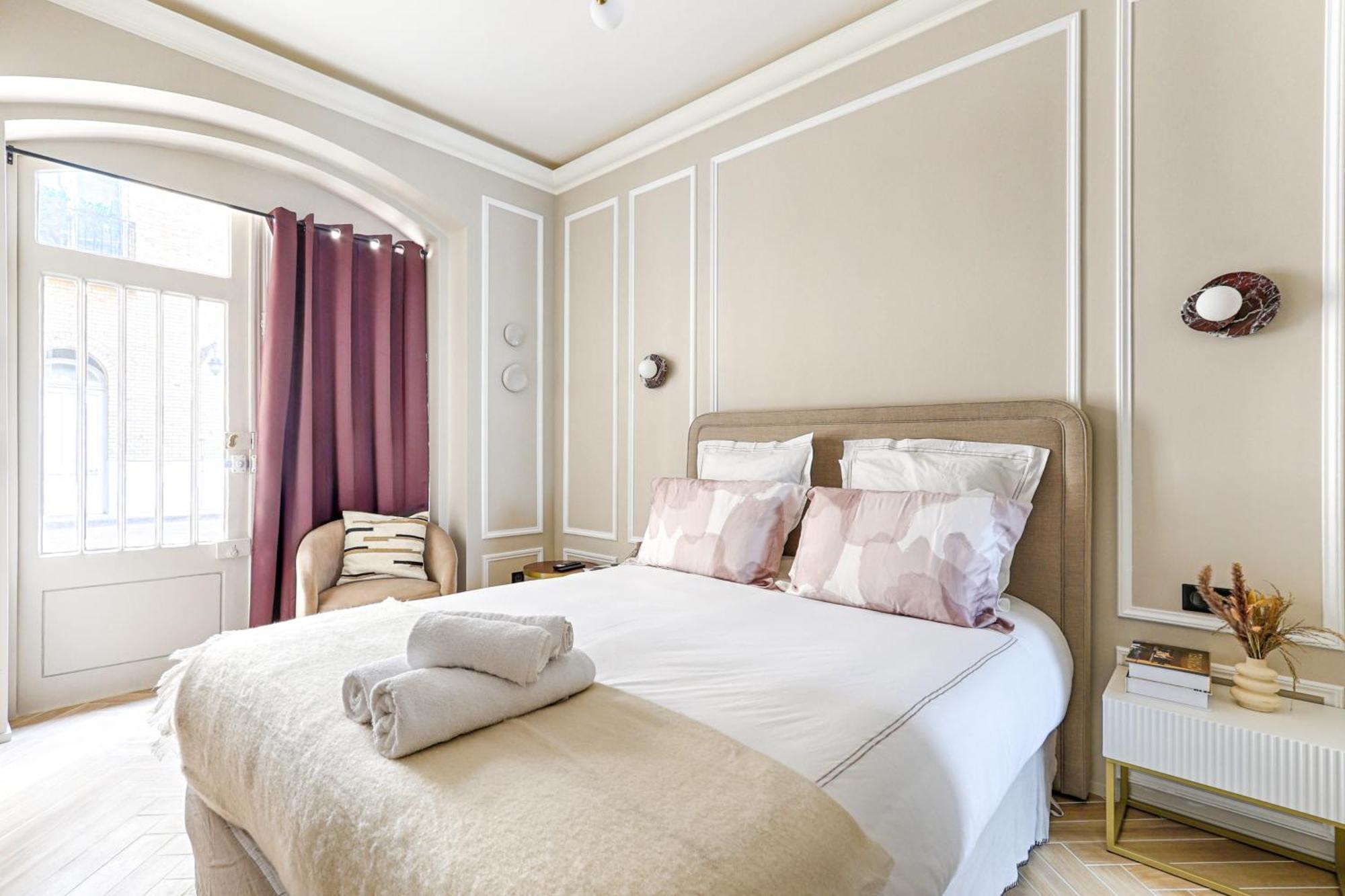 Luxury And Design Studio Invalides Parigi Esterno foto