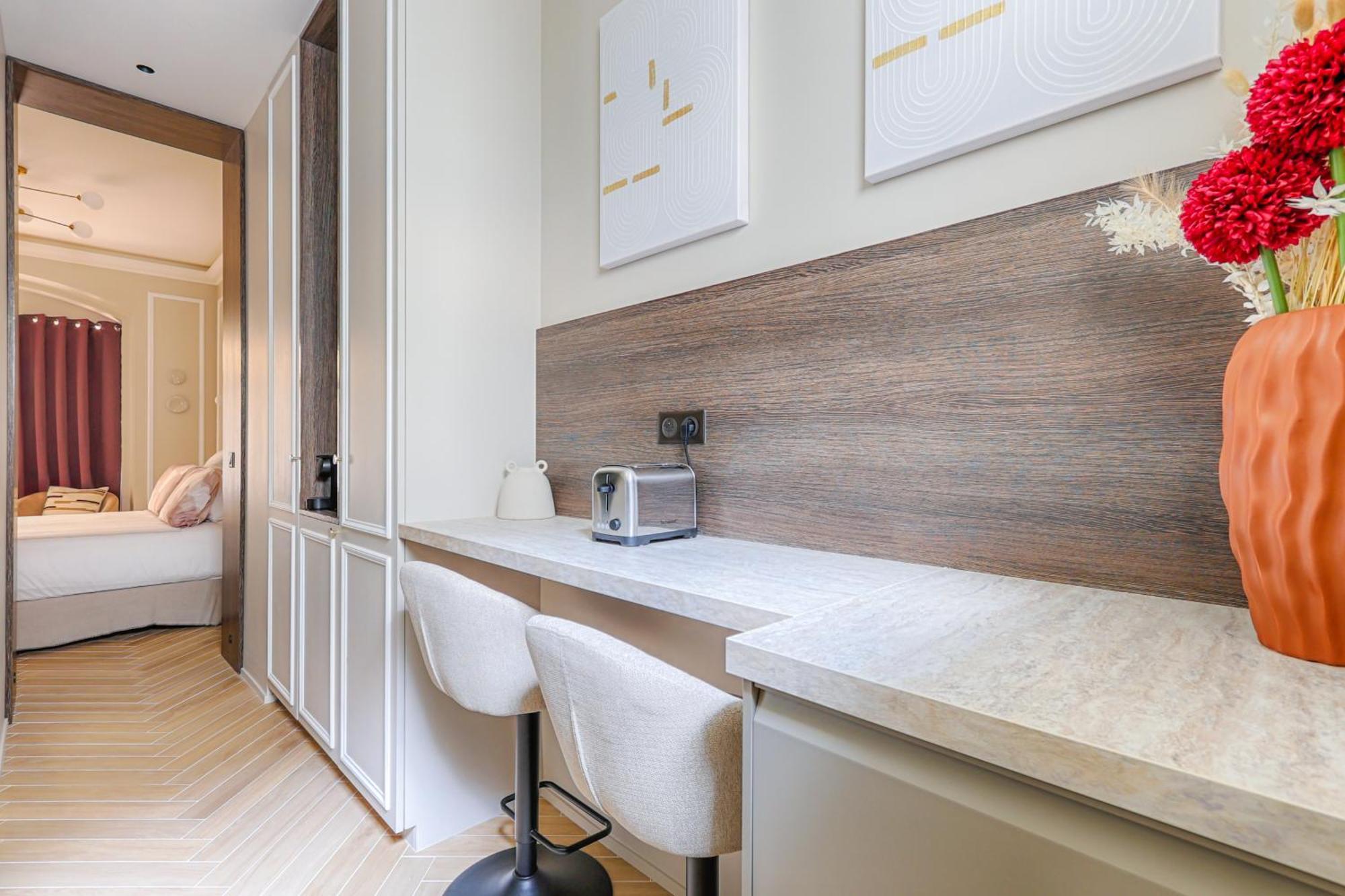 Luxury And Design Studio Invalides Parigi Esterno foto