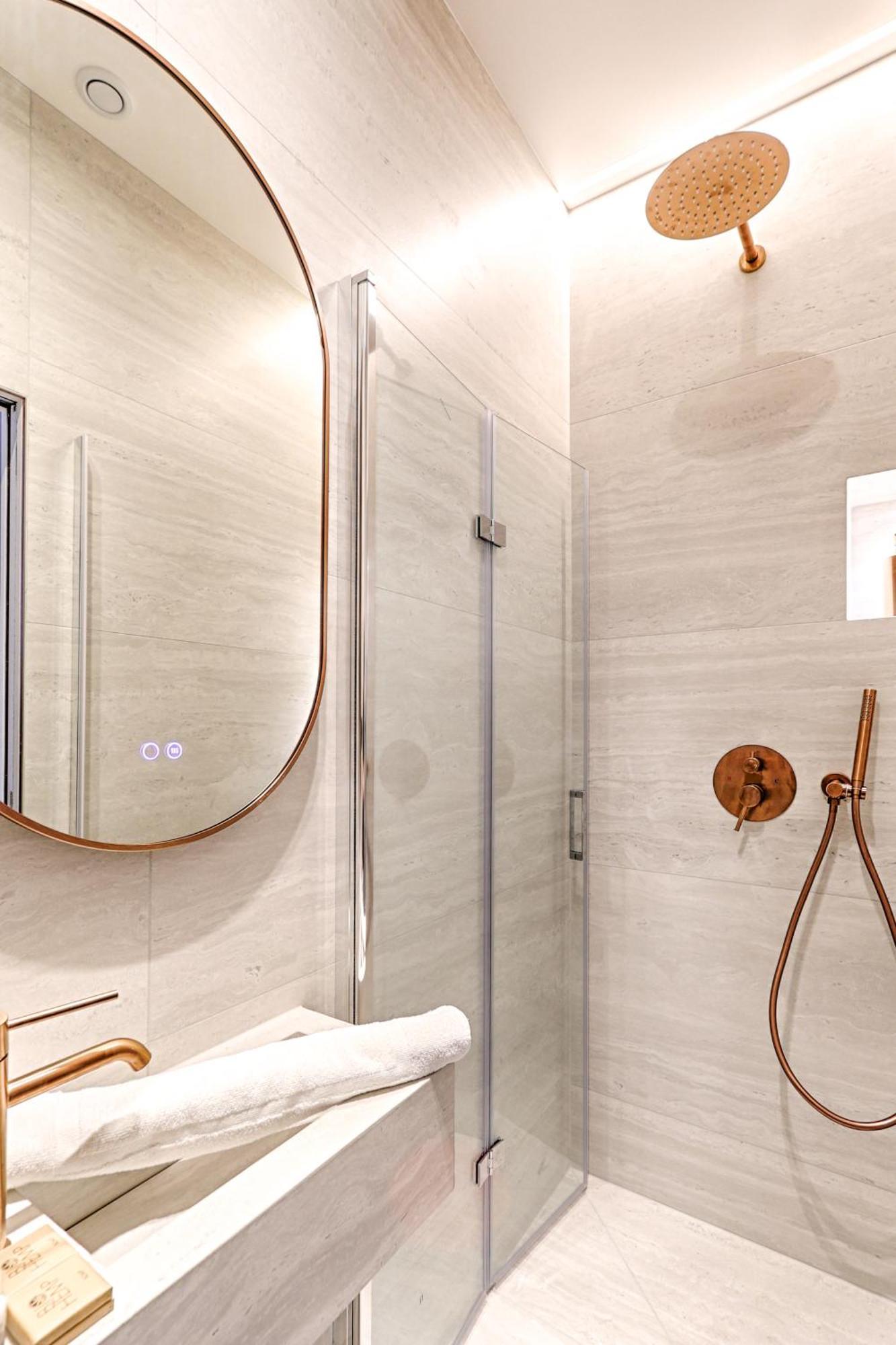 Luxury And Design Studio Invalides Parigi Esterno foto