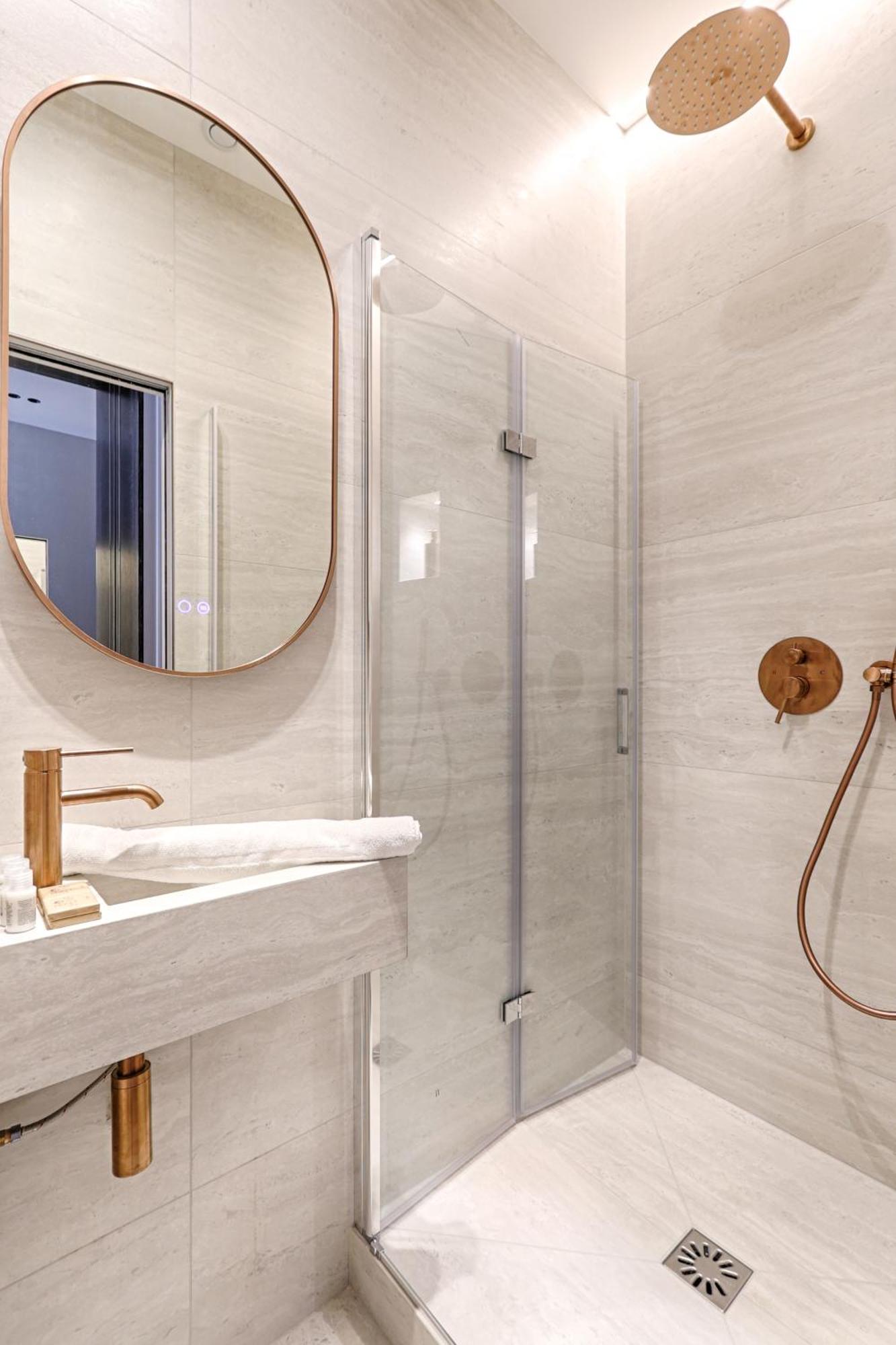 Luxury And Design Studio Invalides Parigi Esterno foto